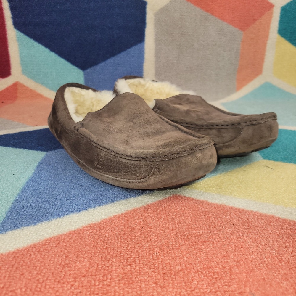 UGG Australia Ascot Suede Slippers Espresso Brown‎ Sheepskin Lined Mens 5775